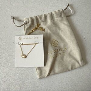Kendra Scott NWOT 14 k Gold plated ivory mother pearl Pendant Necklace